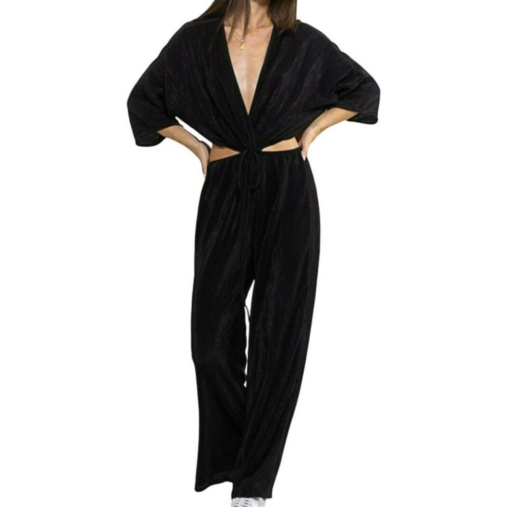 Better Be Cropped Cutout Jumpsuit Black Size Large NWT